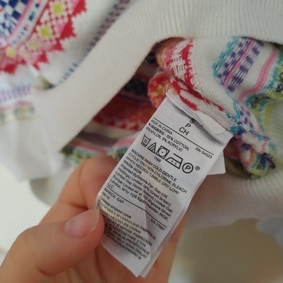 Gap Size Small S Winter Sweater Striped Pink Geometric Long Sleeve Christmas - Picture 6 of 9